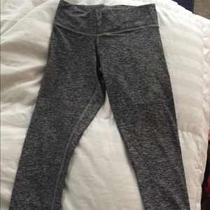 Victoria Secret Pink workout crop leggings